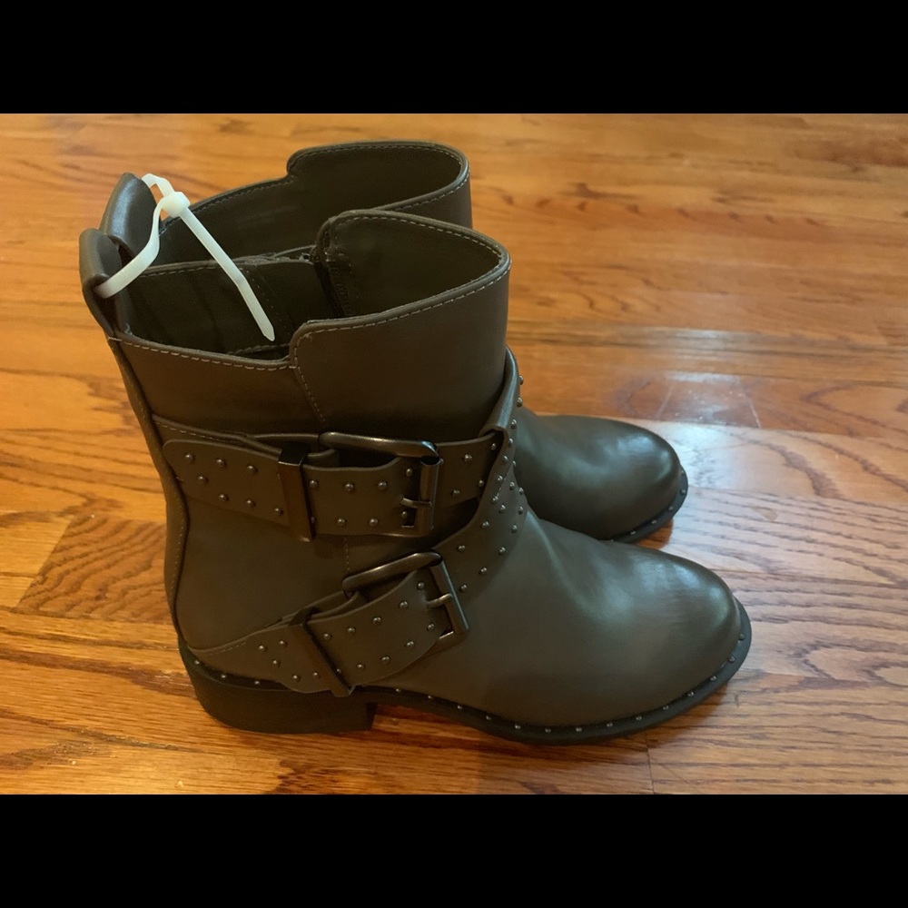 Ankle boots